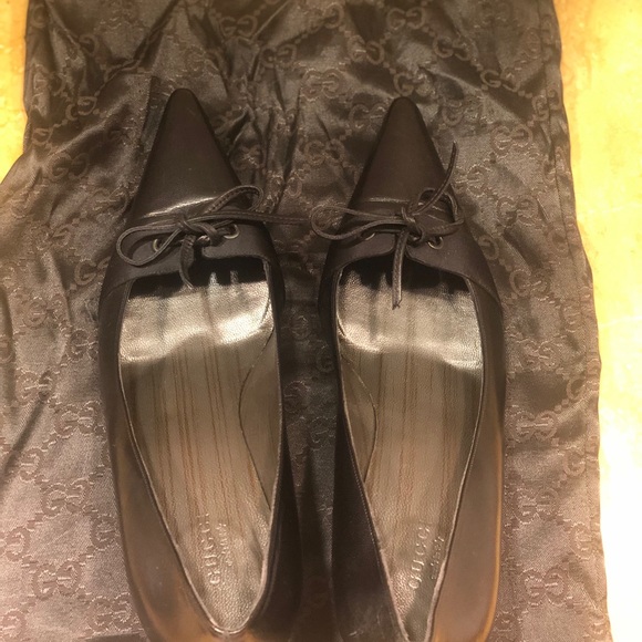 Authentic Gucci Black Leather Pumps with Dust Bag - Picture 12 of 13
